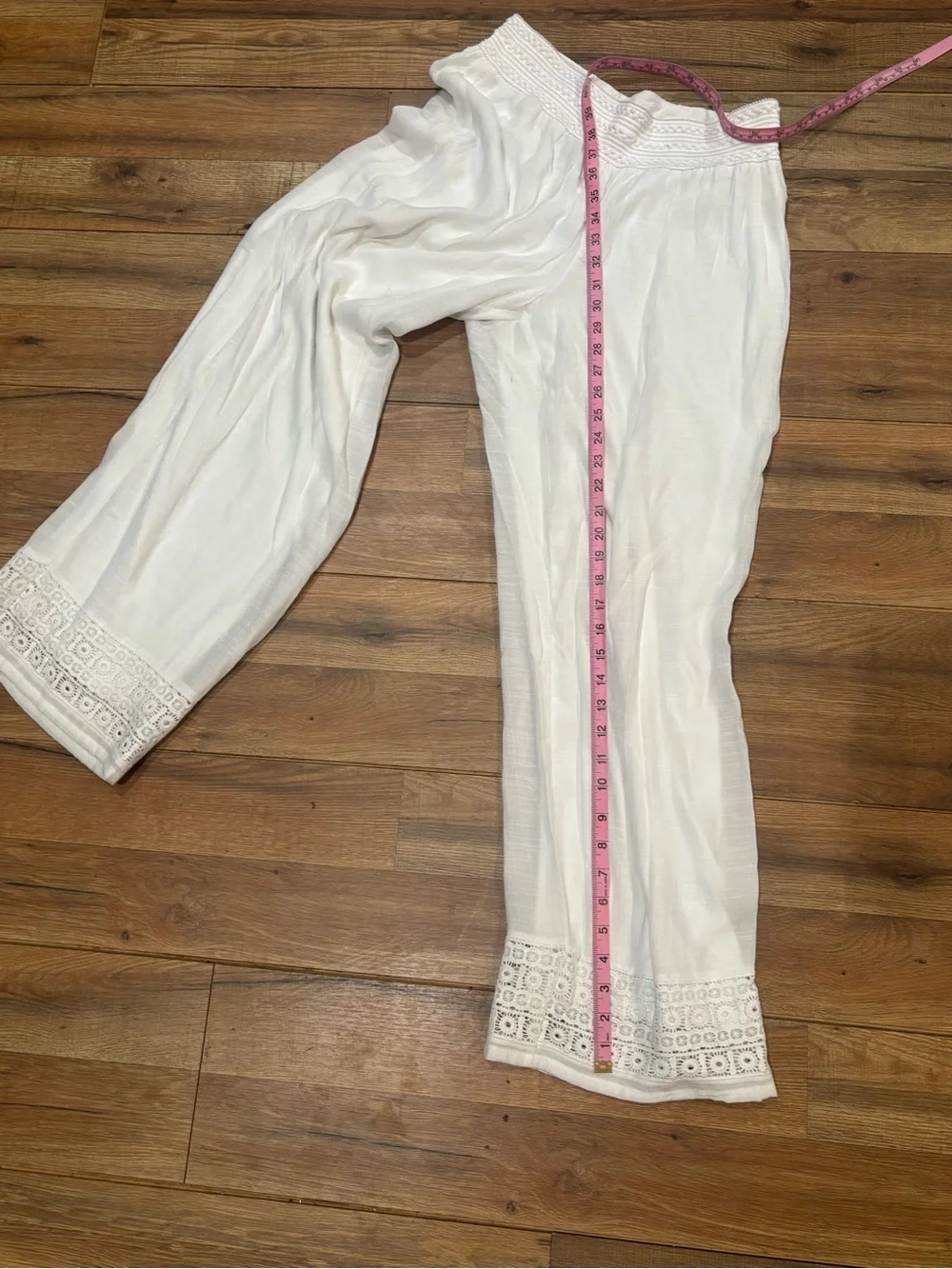 JM Collection White Wide Leg Pants Small Crochet Trim Resort Coastal Boho - Picture 4 of 6